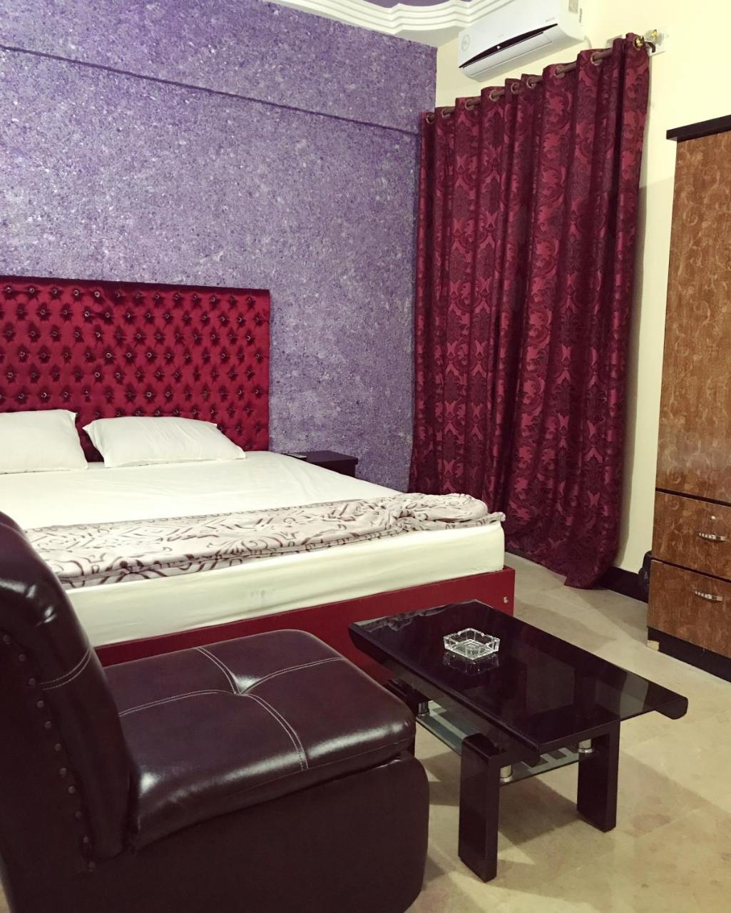 Hotel Second Home Карачи Экстерьер фото