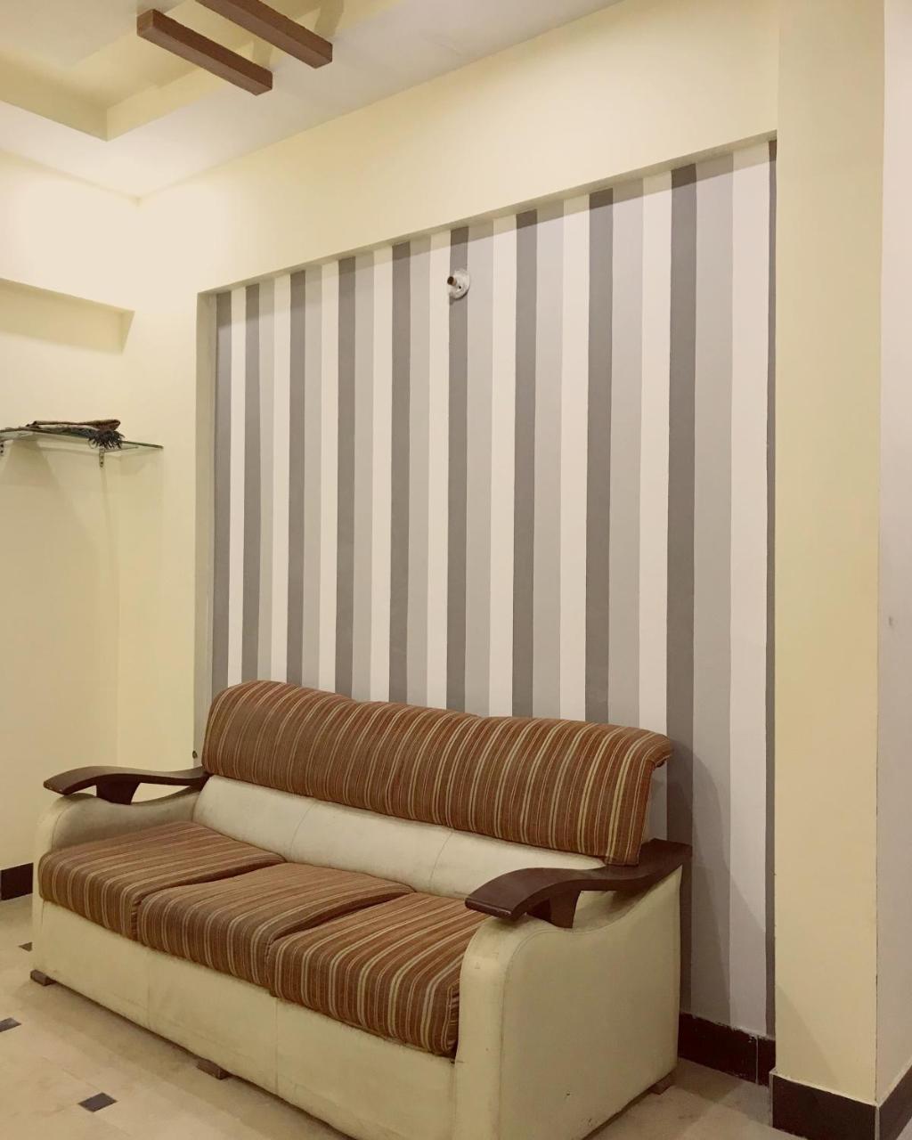 Hotel Second Home Карачи Экстерьер фото