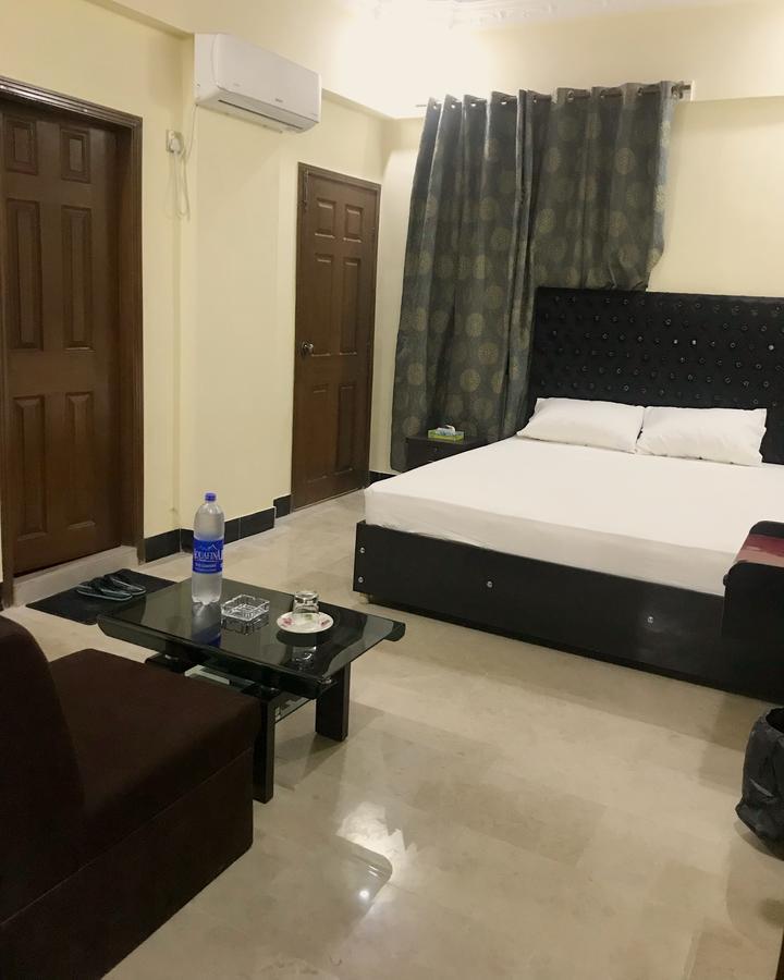 Hotel Second Home Карачи Экстерьер фото