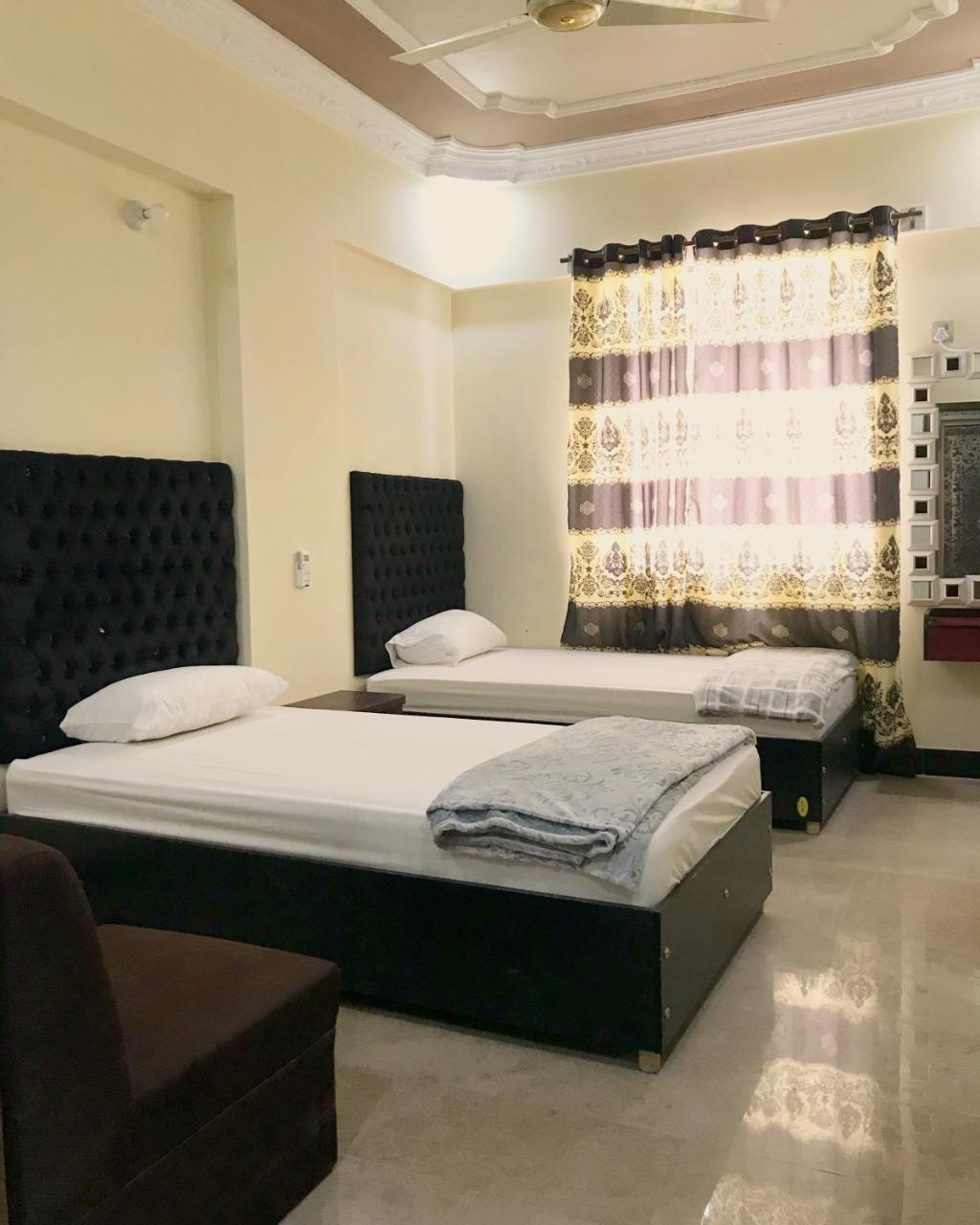 Hotel Second Home Карачи Экстерьер фото
